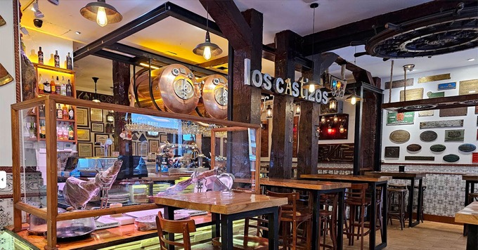 Taberna Los Castizos — Taberna de tapas en La Latina, Madrid